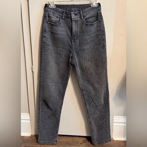 American Eagle Curvy Mom Jean